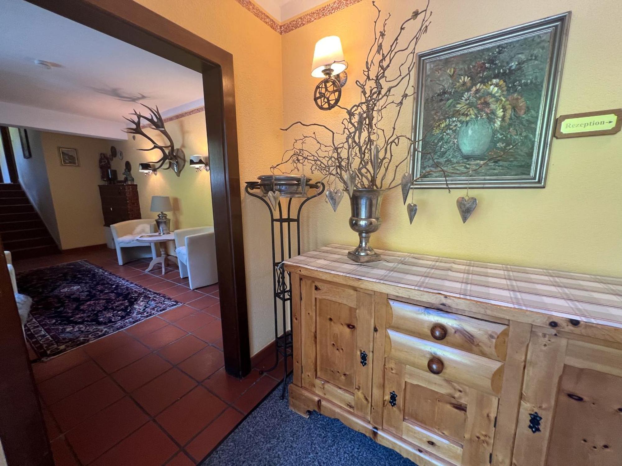 Pension & Appartements Ronacherhof บาด ไคลน์เคิร์ชไฮม์ ภายนอก รูปภาพ