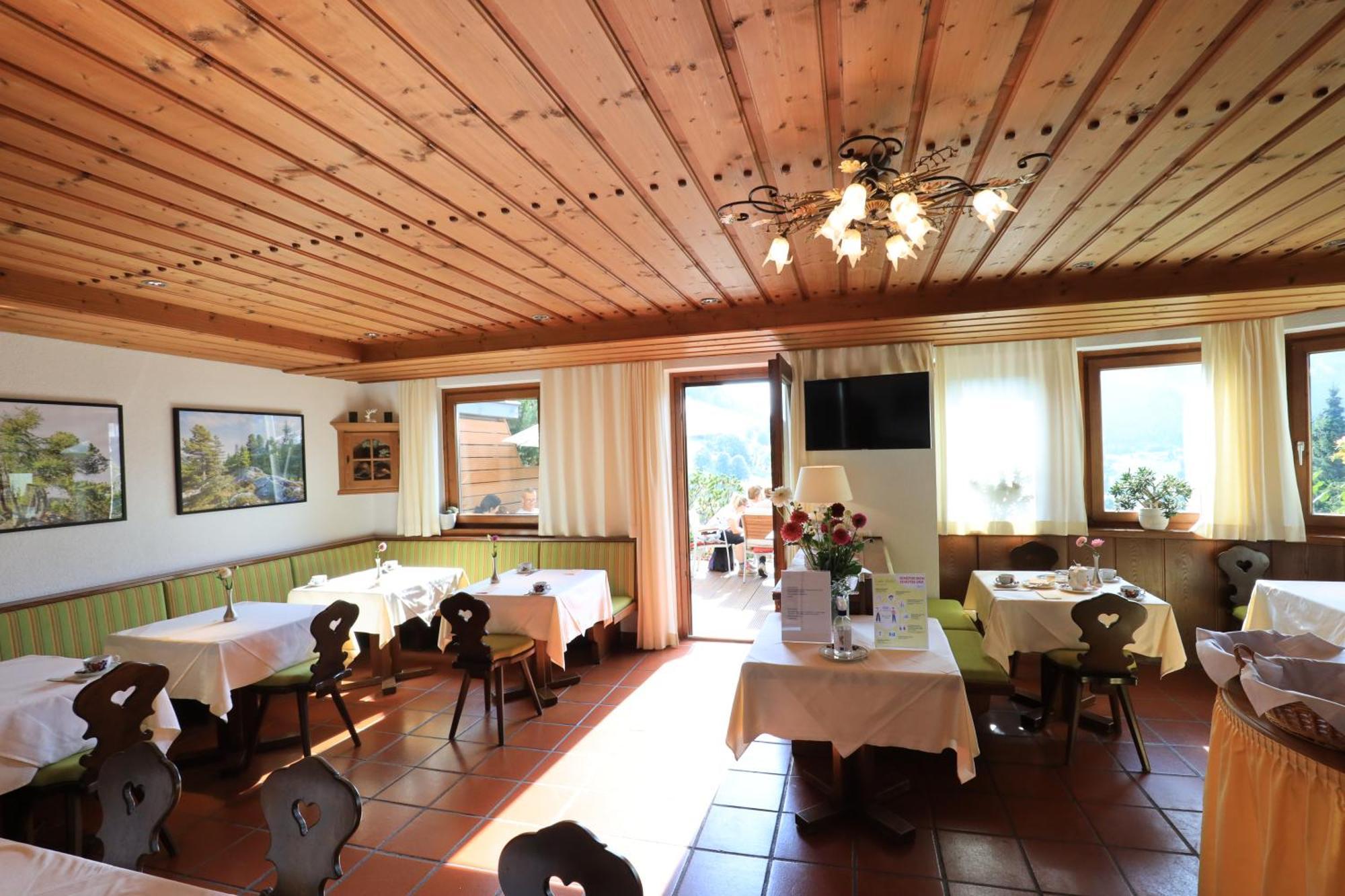 Pension & Appartements Ronacherhof บาด ไคลน์เคิร์ชไฮม์ ภายนอก รูปภาพ