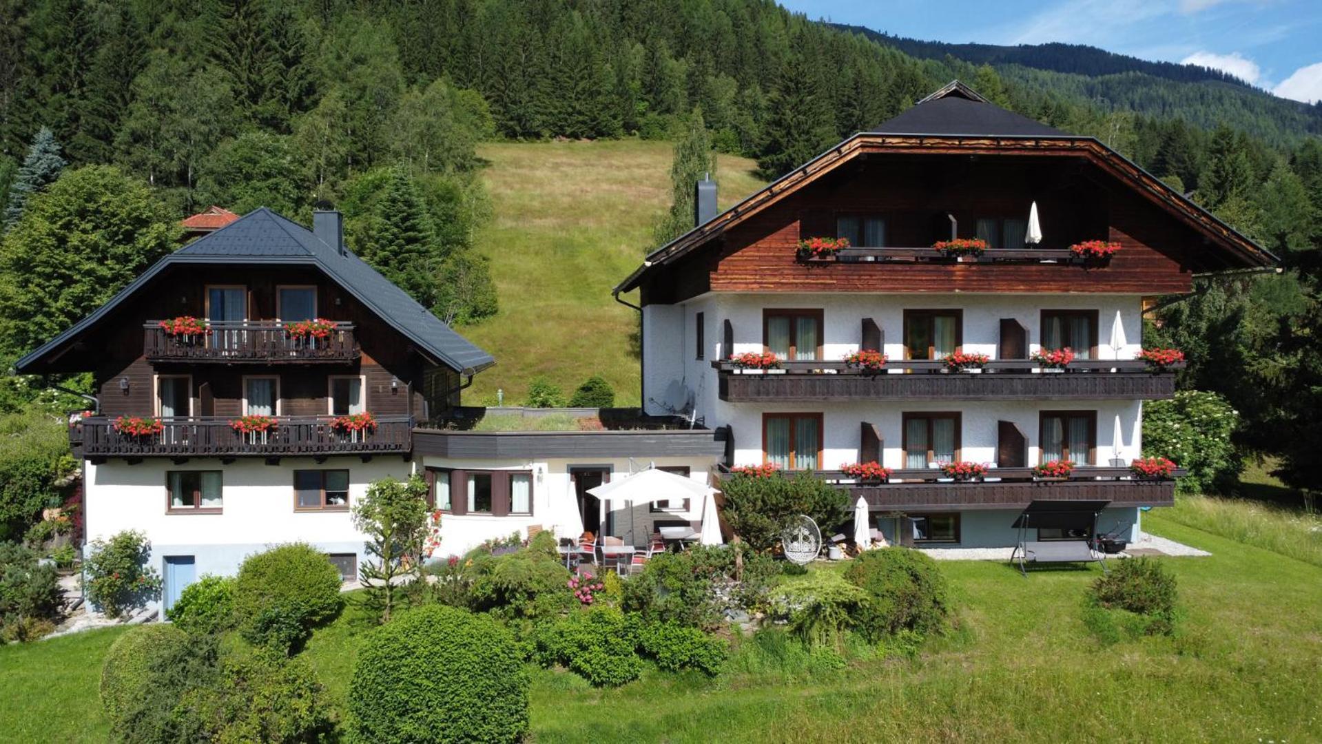 Pension & Appartements Ronacherhof บาด ไคลน์เคิร์ชไฮม์ ภายนอก รูปภาพ